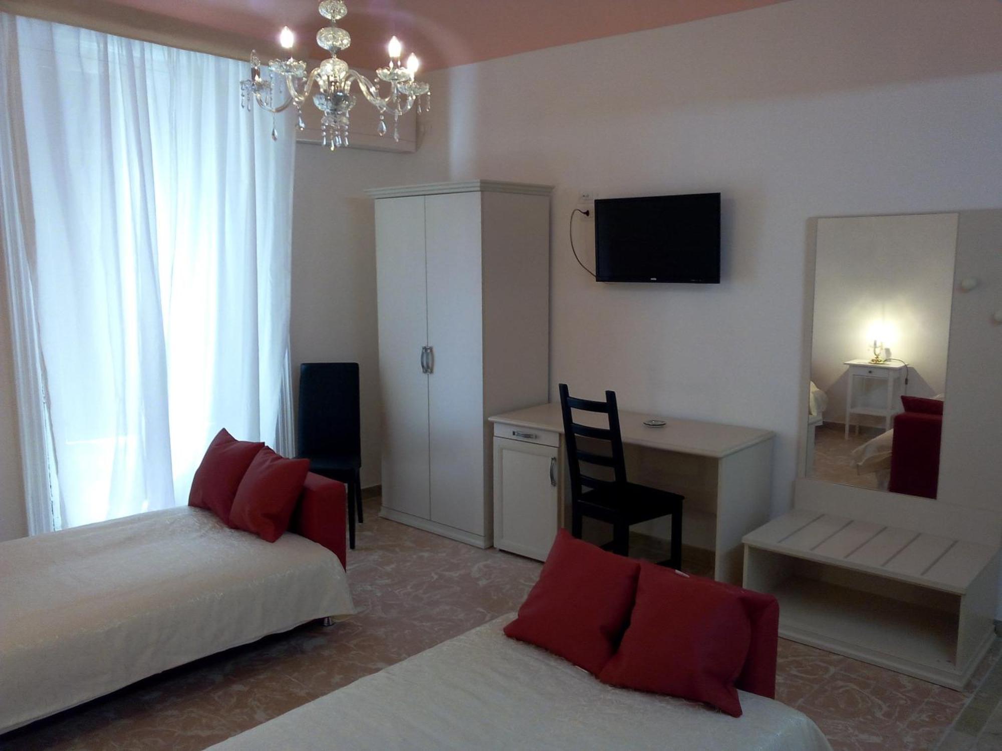Gualtiero Camere & Suite Caltagirone Room photo